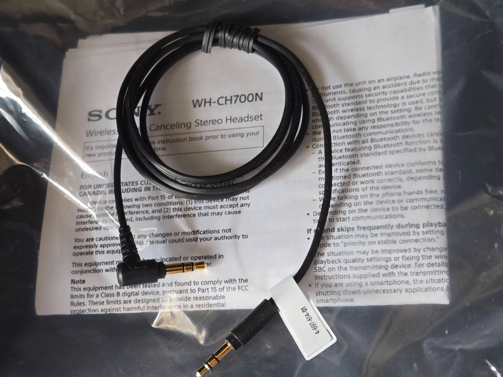 Sony WH-CH720N Wireless Over-Ear Noise Cancelling Headphones Black + Manual Box