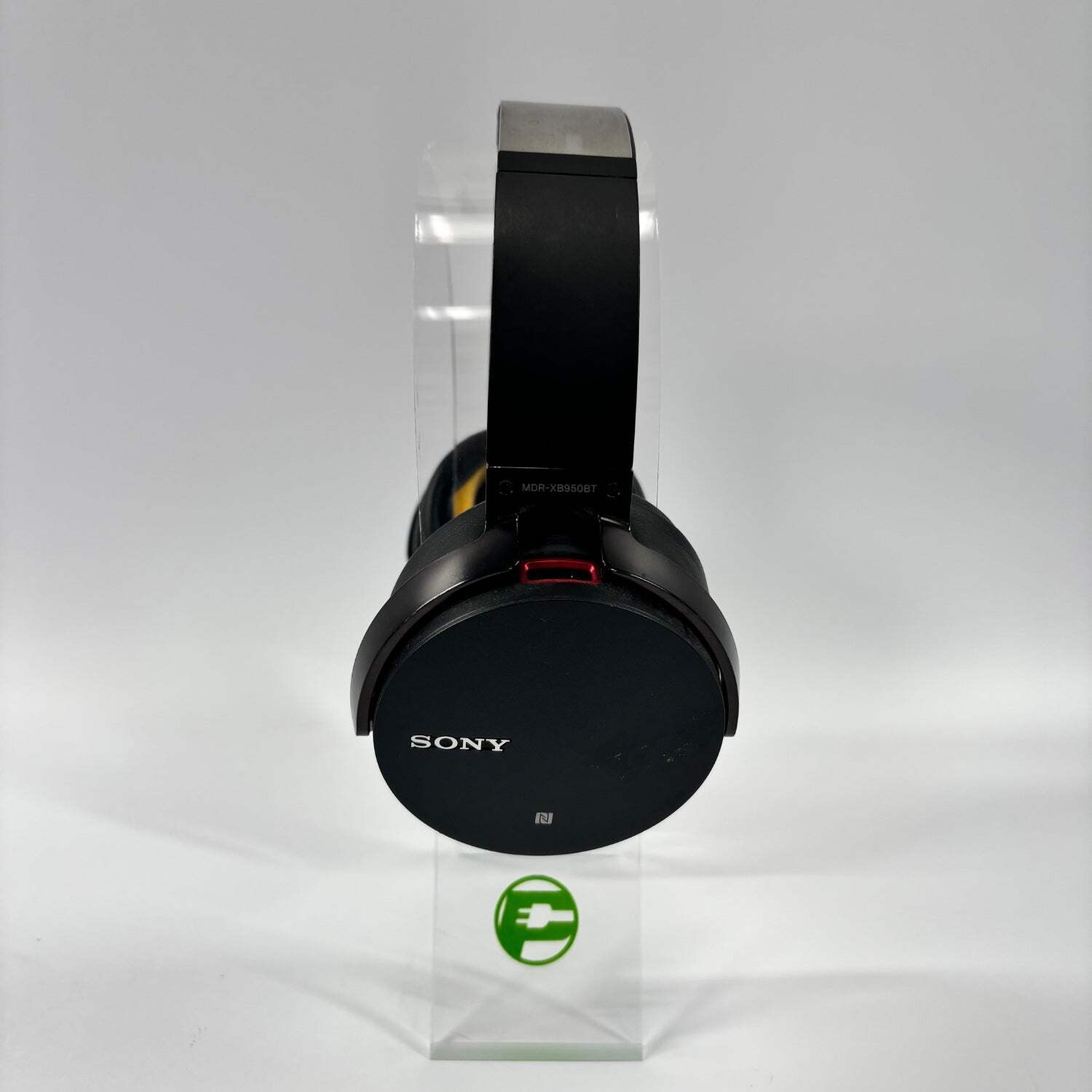 Sony MDR-XB950BT Wired Over-Ear Headphones Black