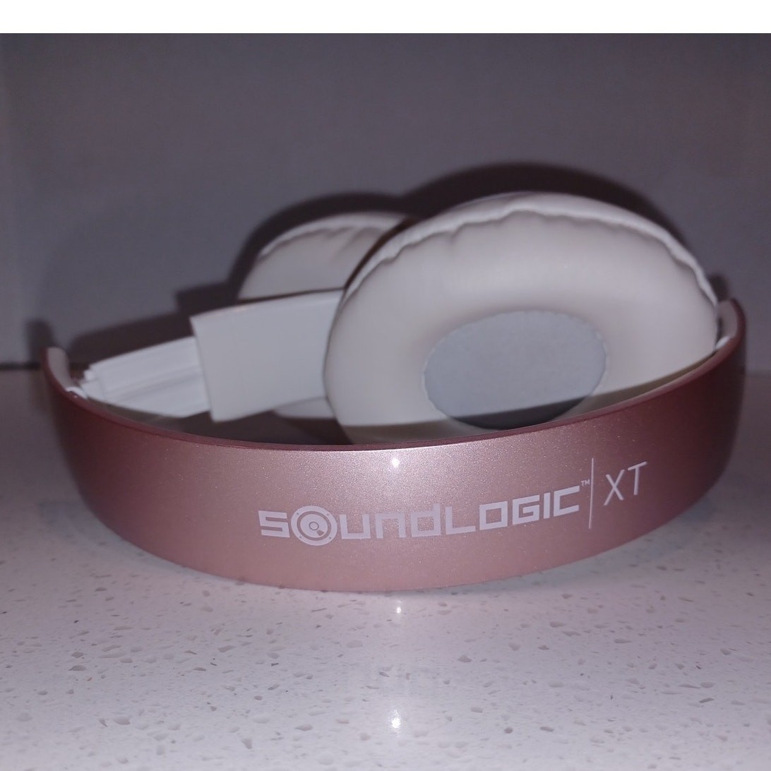 IJOY/SoundLogic XT Wireless Bluetooth Stereo Headphones Black/Pink