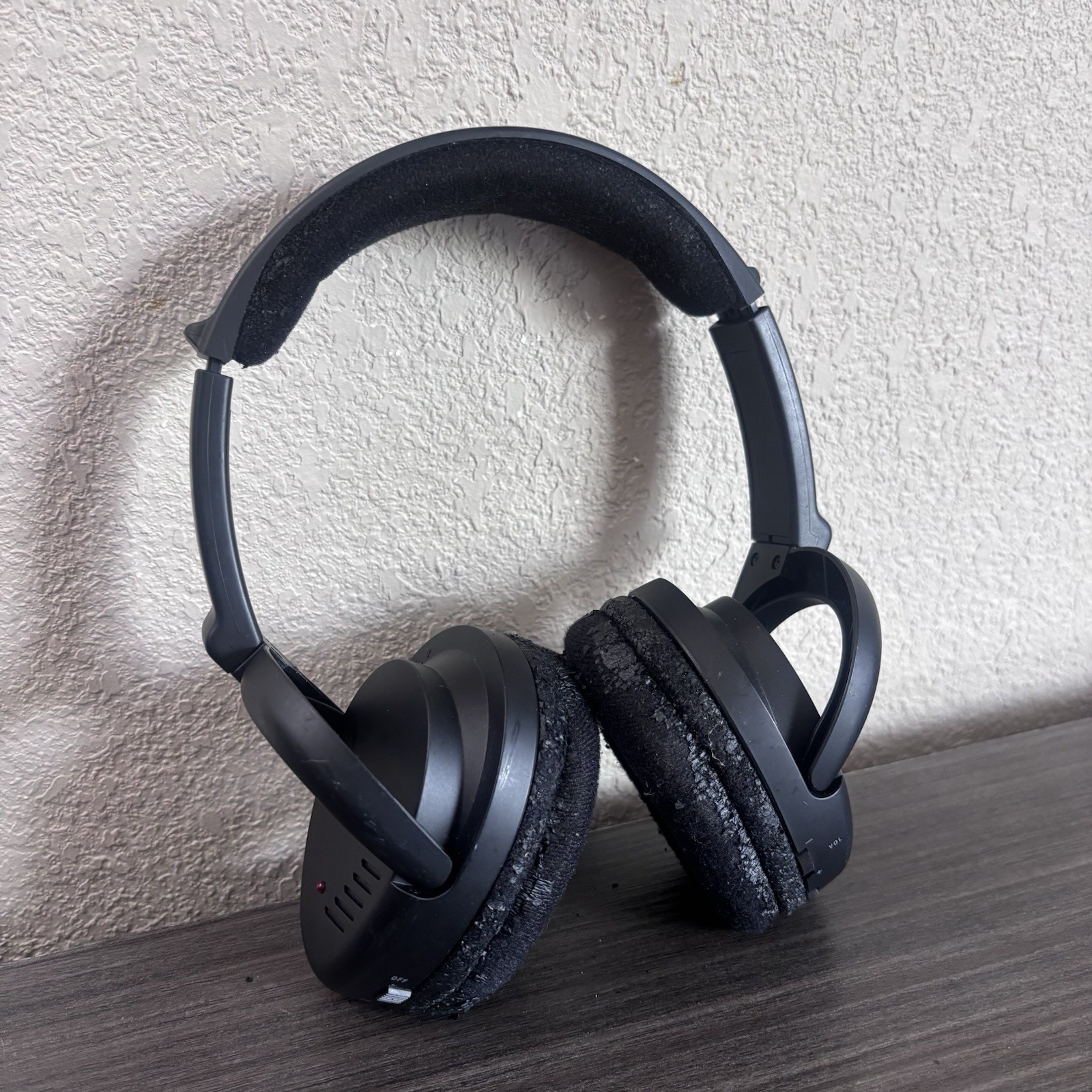 Vintage RECOTON W500 Wireless Headphones – **Headphones Only**