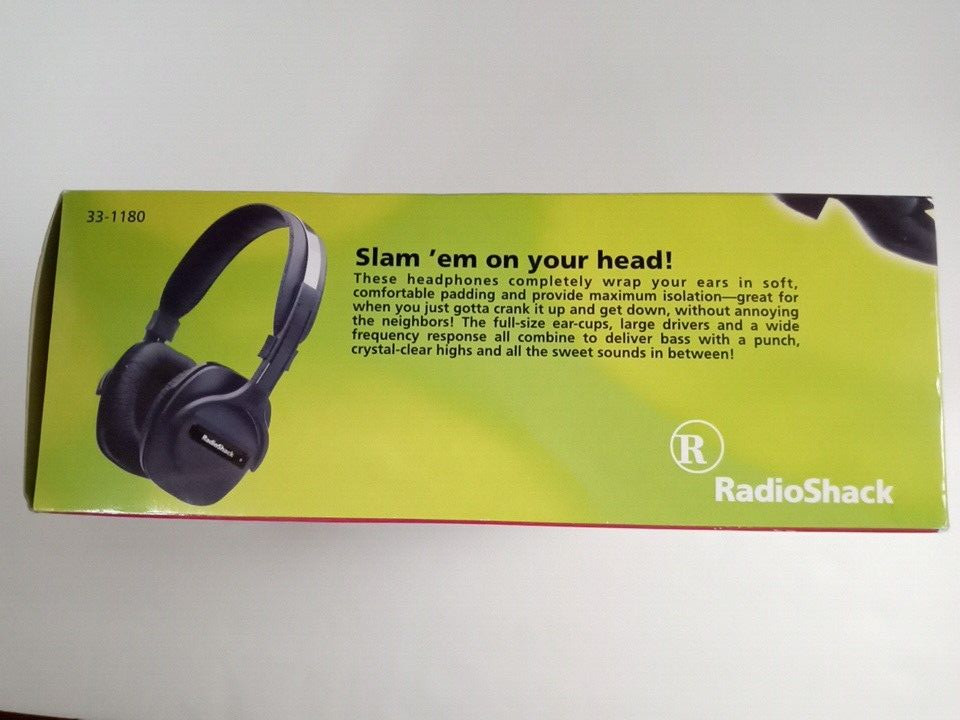 Radio Shack 2 Cool Personal Listening Gift Pack, New Sealed 33-1180