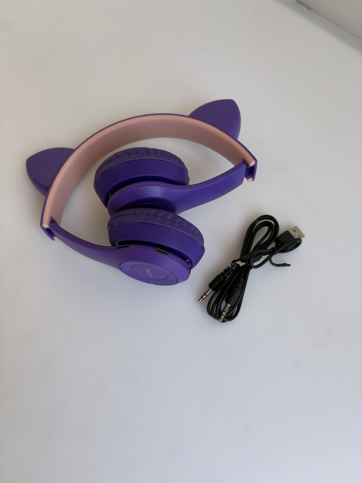 P47M Wireless Cat Ear Headphones Purple Pink Bluetooth USB Adjustable Headband