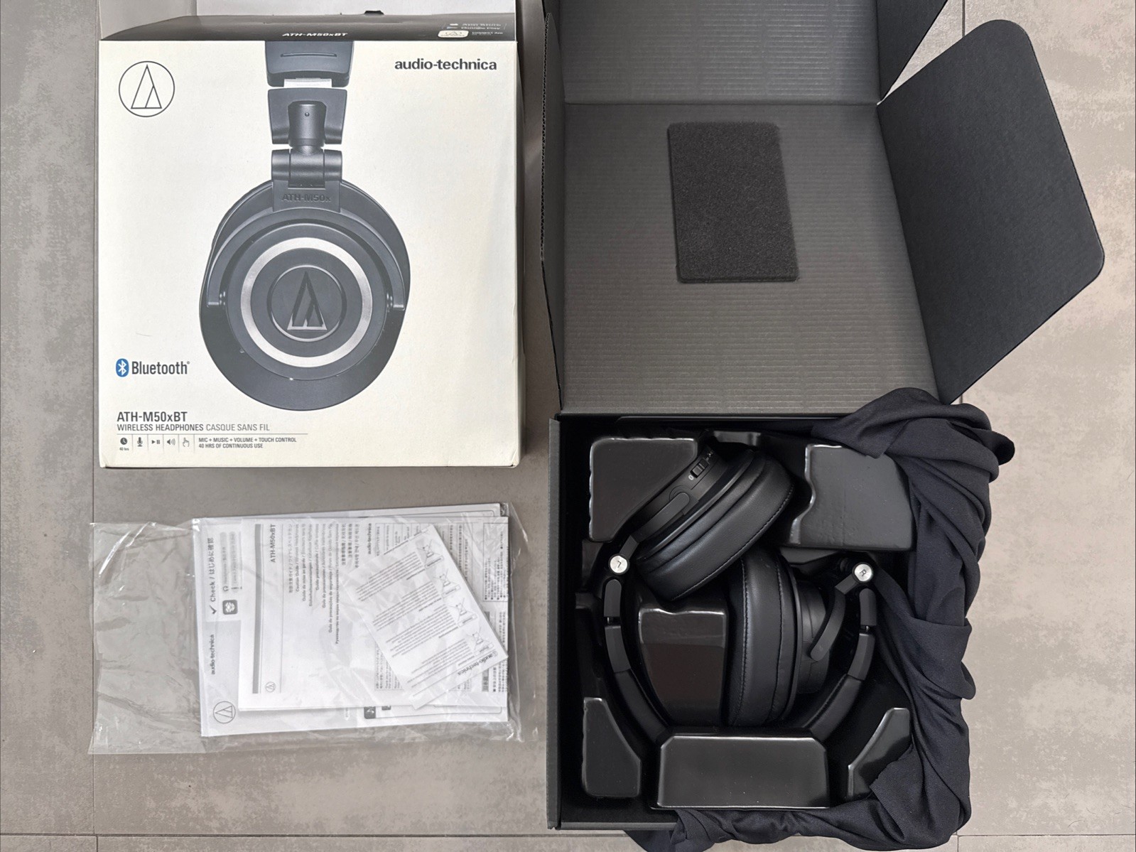 Audio-Technica ATH-M50xBT Professional Monitor Over Ear Headphones – Black