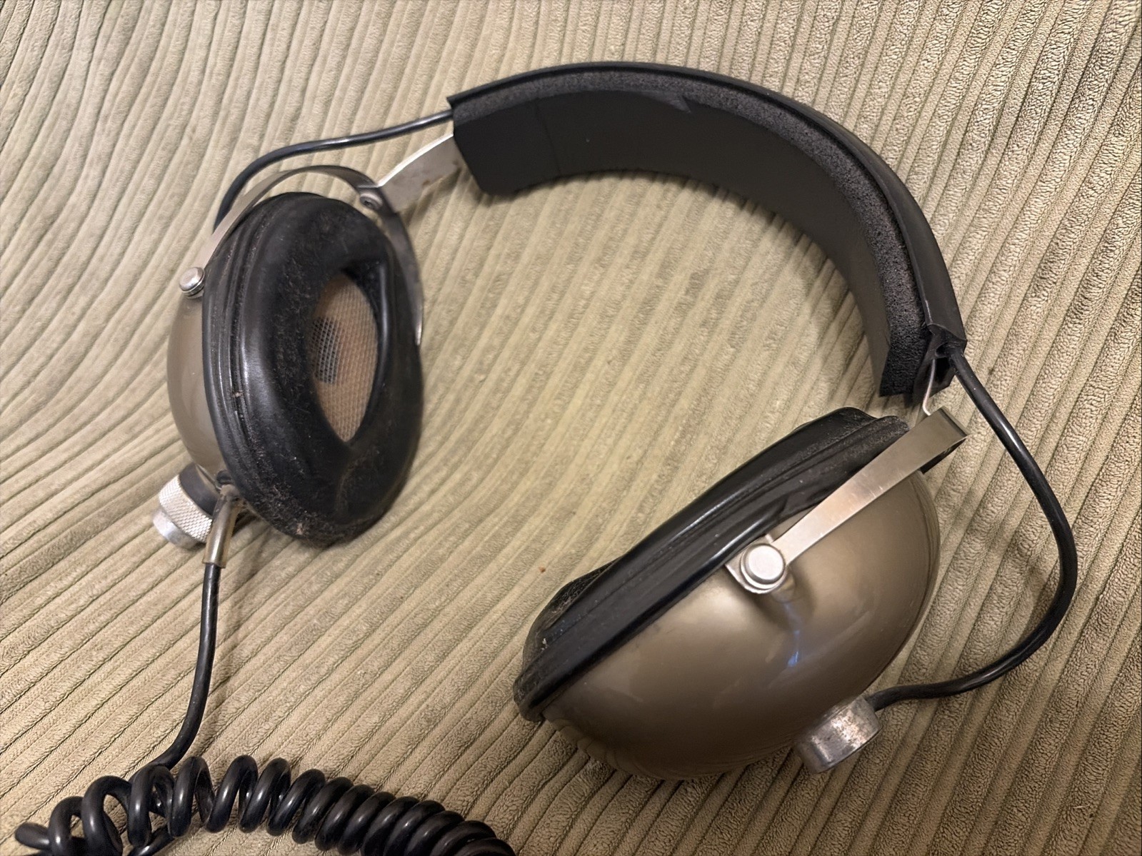 Rare KOSS Stereo Headphones PRO-4A- AMAZING SOUND Tested Working