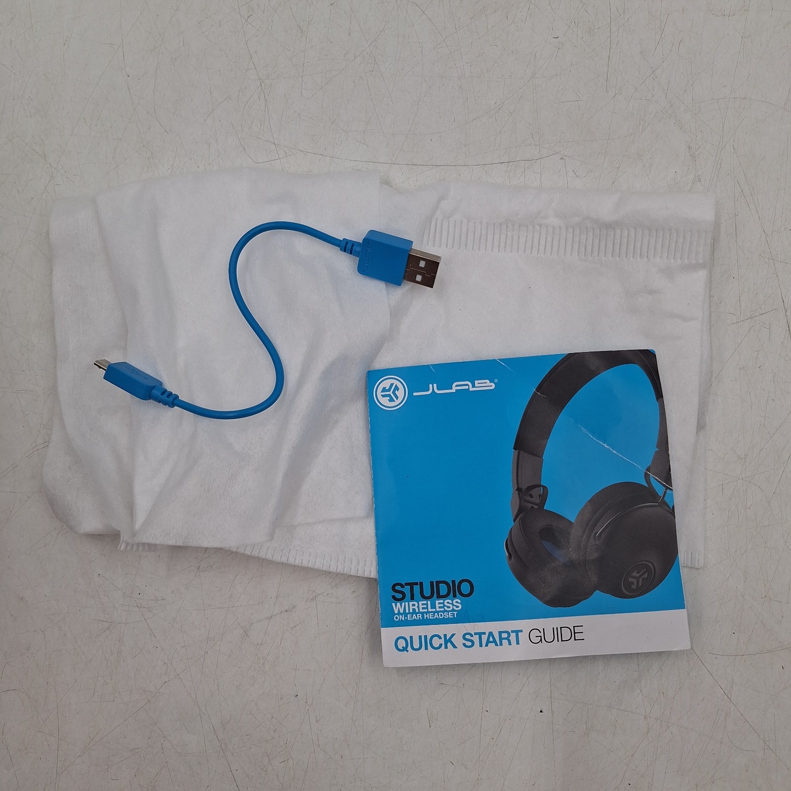 Soundcore Q20i Hybrid Active Noise Cancelling Headphones, Black – With Box