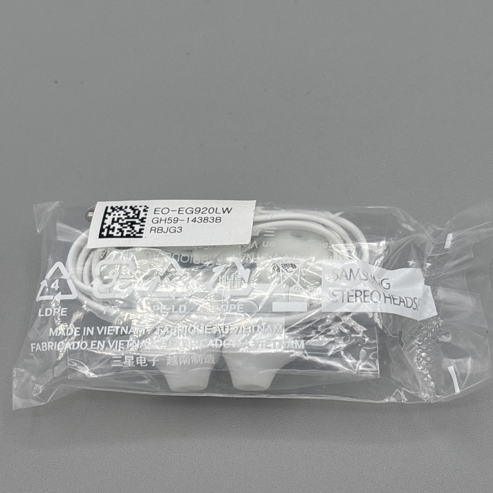 Samsung EO-EG920LW Galaxy Wired 3.5mm Headset Earbuds w Microphone OEM New