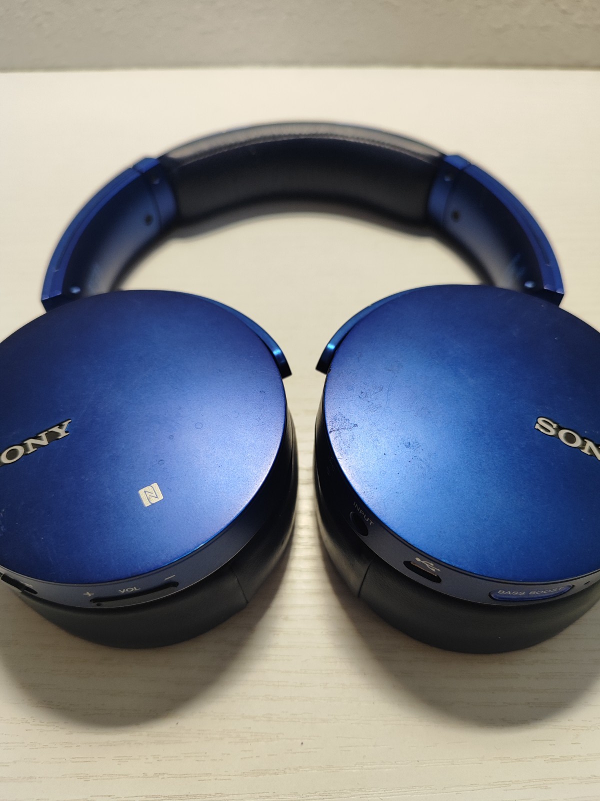 Sony XB950BT Extra Bass Wireless Bluetooth Headphones In Good Condition