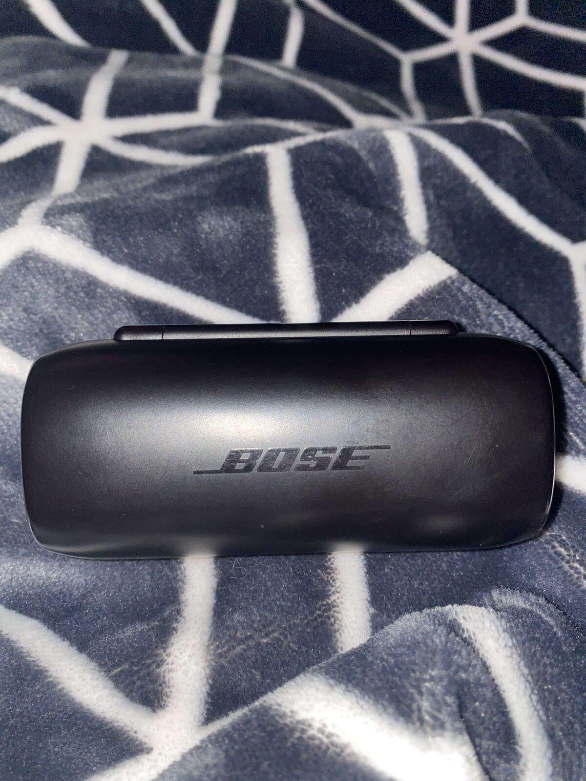 Bose 774373-0010 SoundSport Wireless In-Ear Headphones – Black