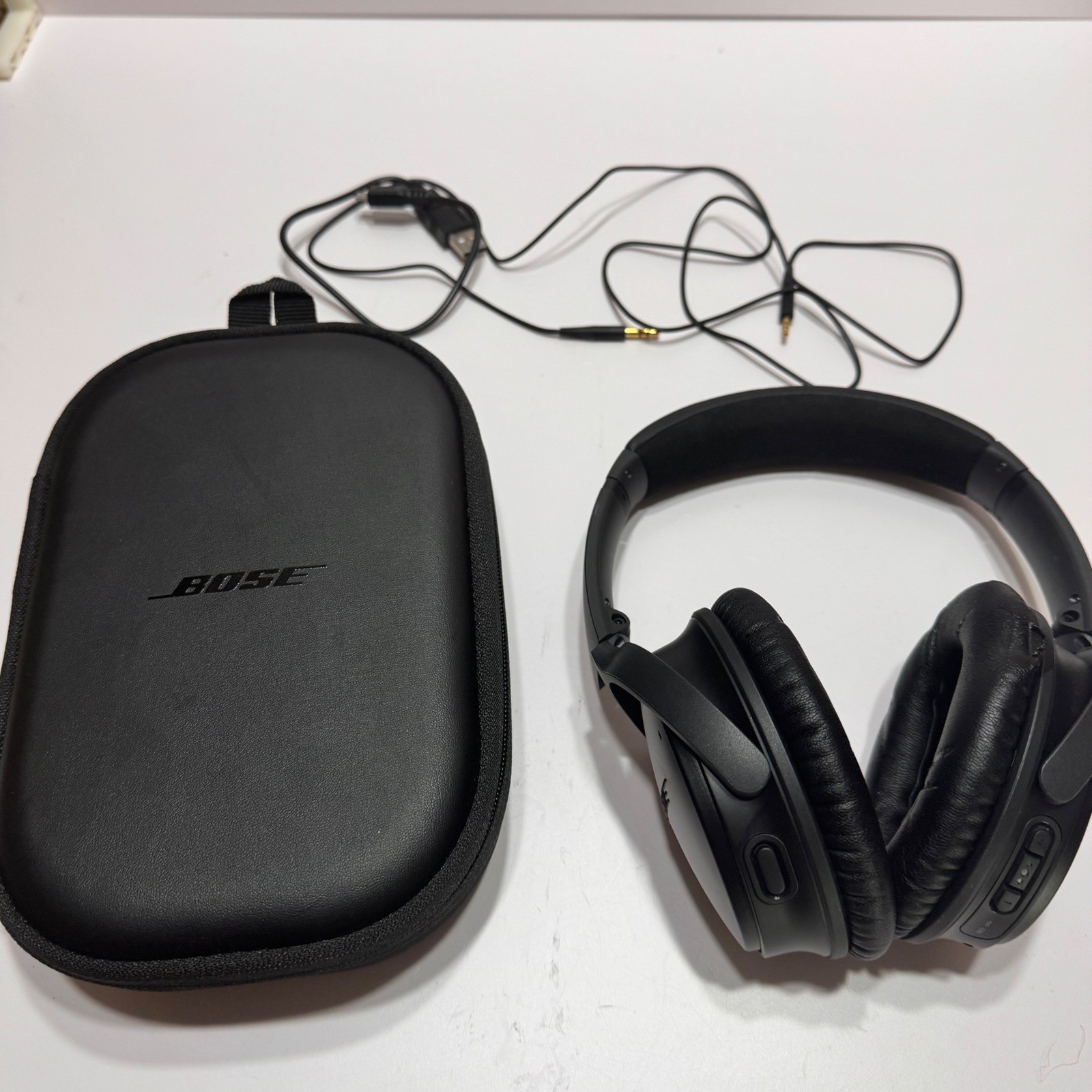 Bose QuietComfort 35 II Wireless Noise Cancelling Headphones Black 789564-0010