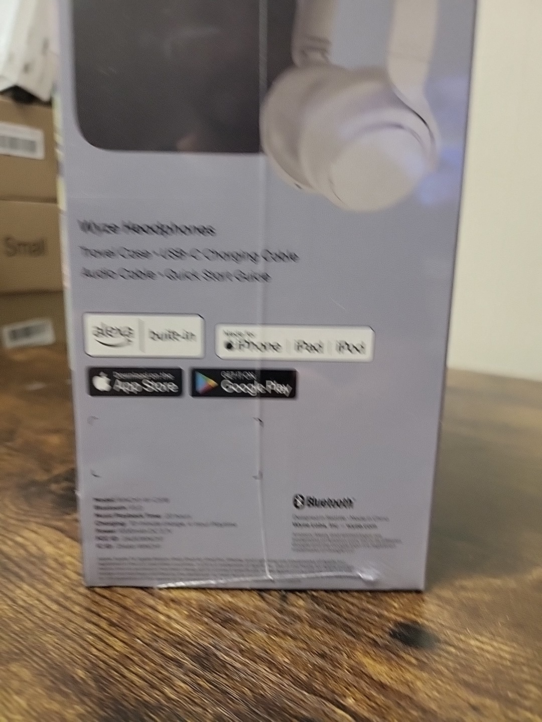 New WYZE Headphones Active Noise Cancellation Headphones White WNCH1-W-CS1B-R5