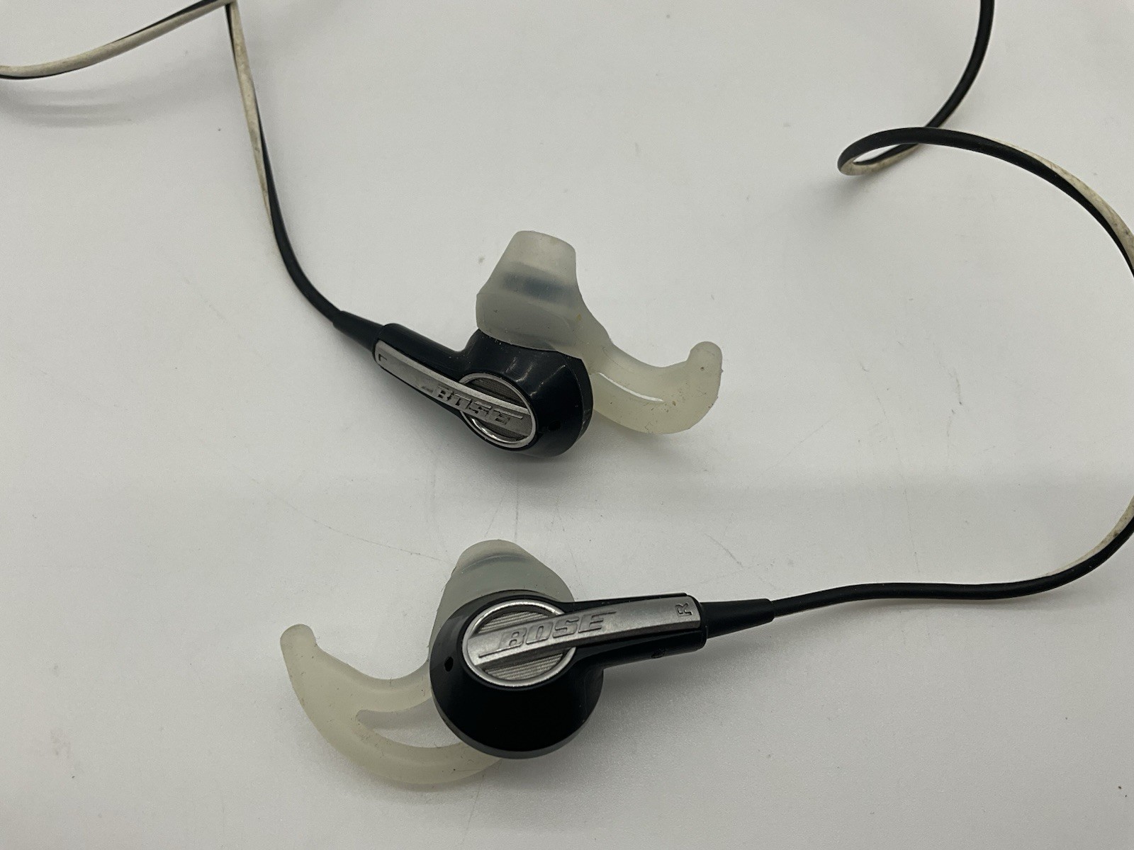 Bose SoundSport Wired 3.5mm Jack Earphones Headphones Earbuds Charcoal-Black