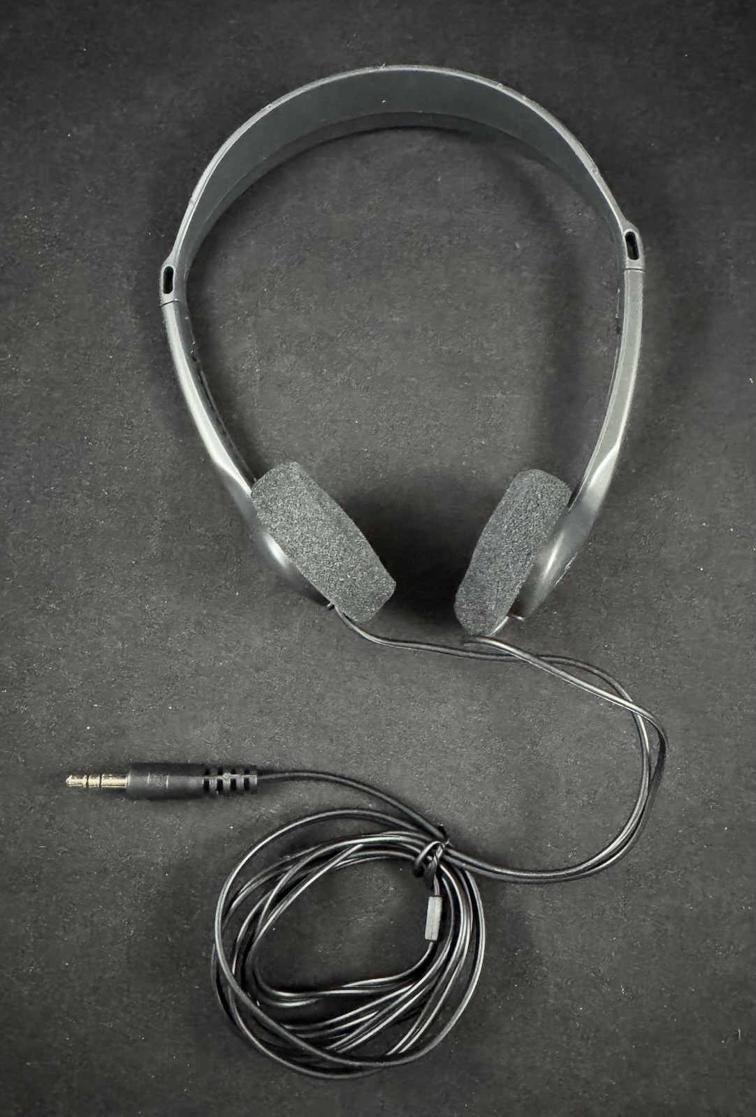 Sony TRH-2 Walkman Lightweight Headphones 3.5mm w/ Foam Pads