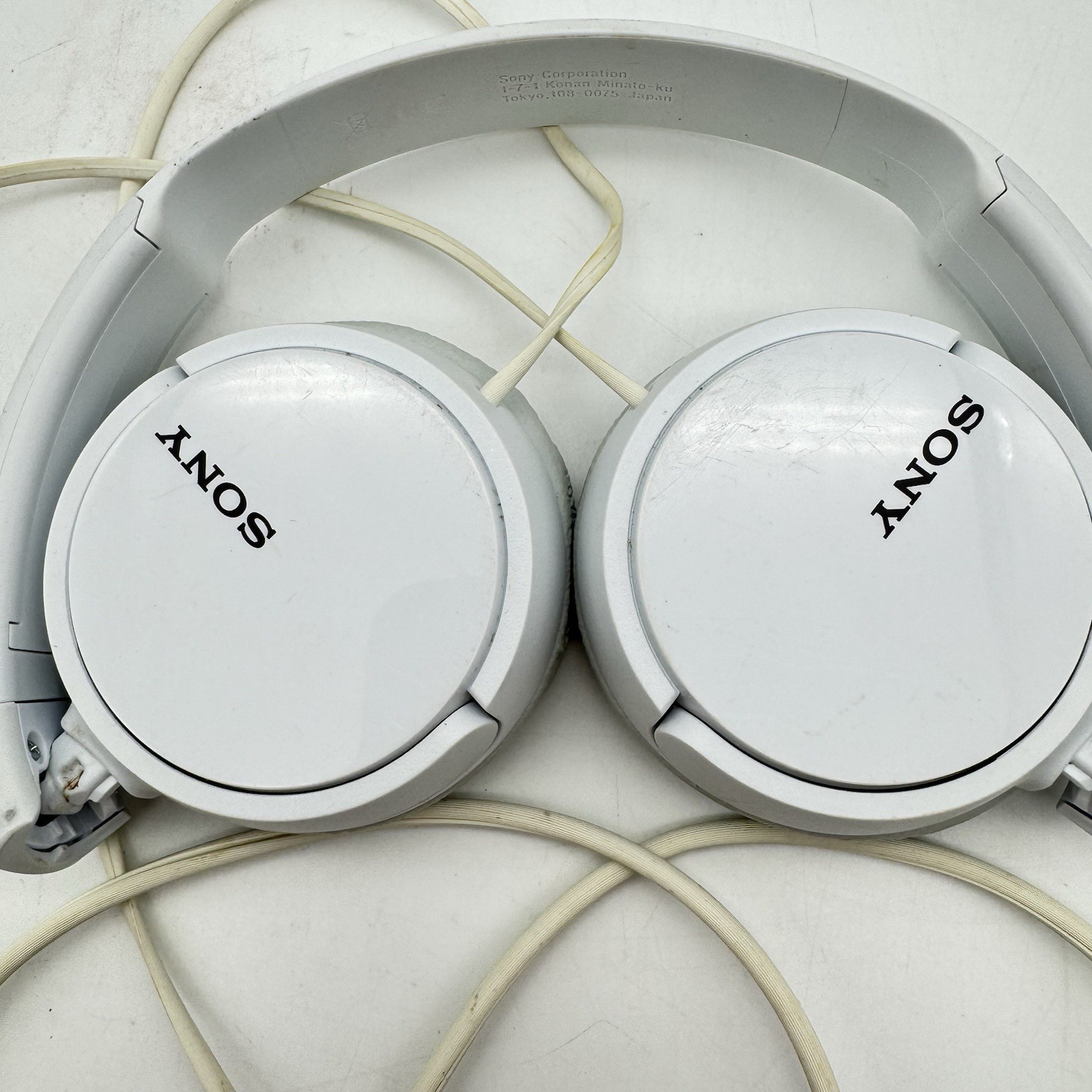 Sony MDR-ZX110 Ear-Pad (On the Ear) Headband Headphones – White