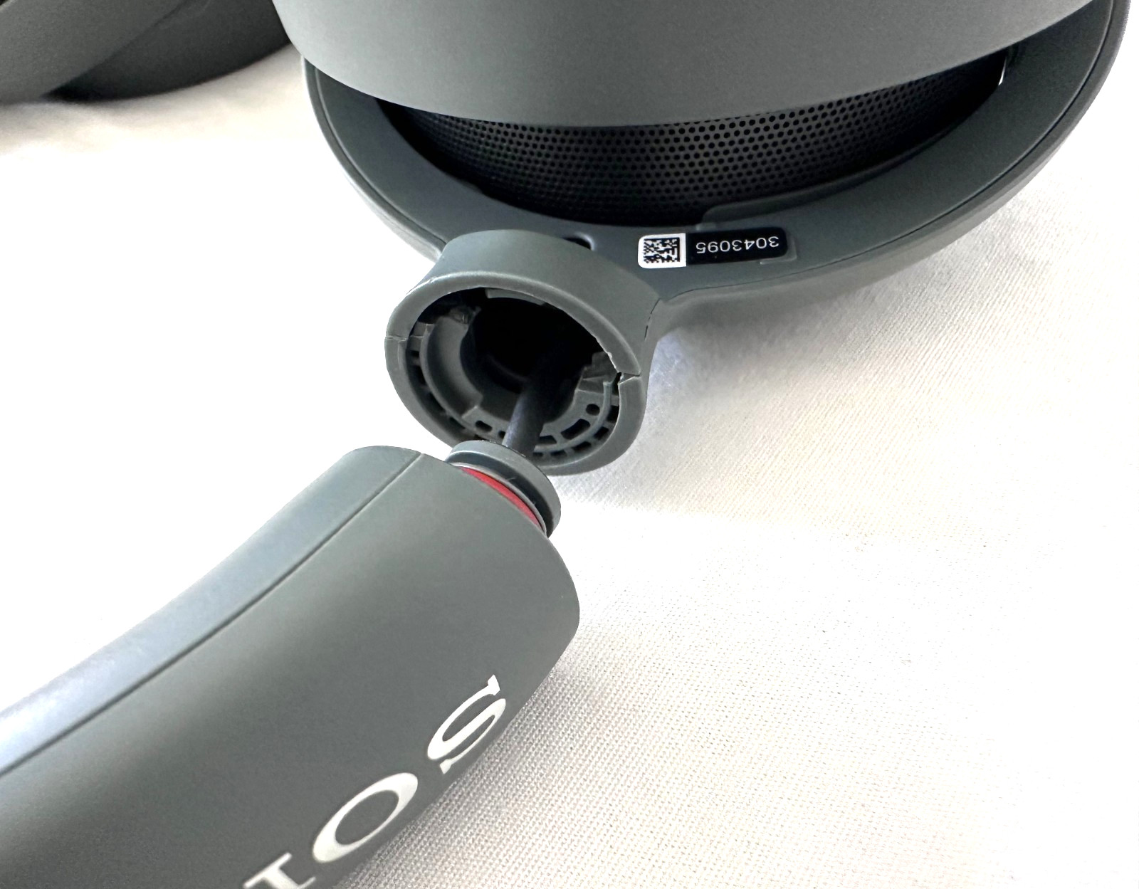 Sony ULT WEAR 900N Wireless Noise Canceling Headphones Gray Broken left side 1.3