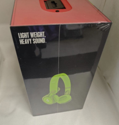 Beats by Dr. Dre mixr series Green Headphones DJ LIGHT WEIGHT, HEAVY SOUND