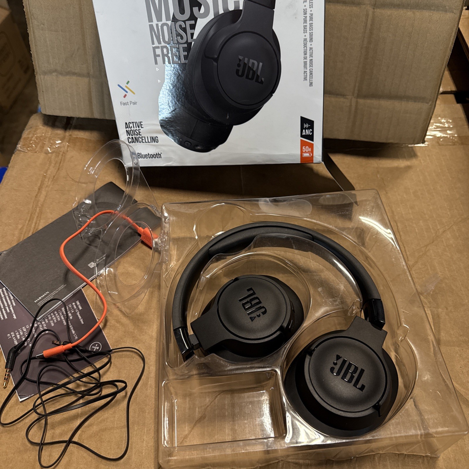 JBL 760NC Over the Ear Headphones – Black