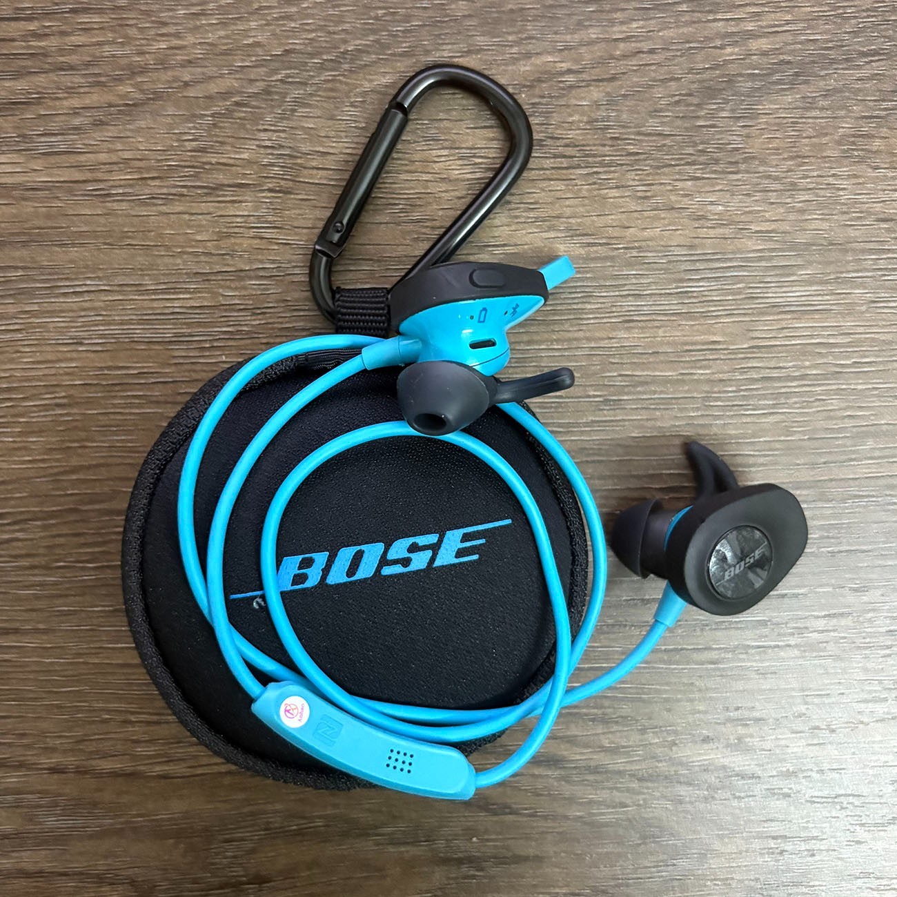 Bose SoundSport In-Ear Headphones Wireless Bluetooth Earphones Earbuds Blue us
