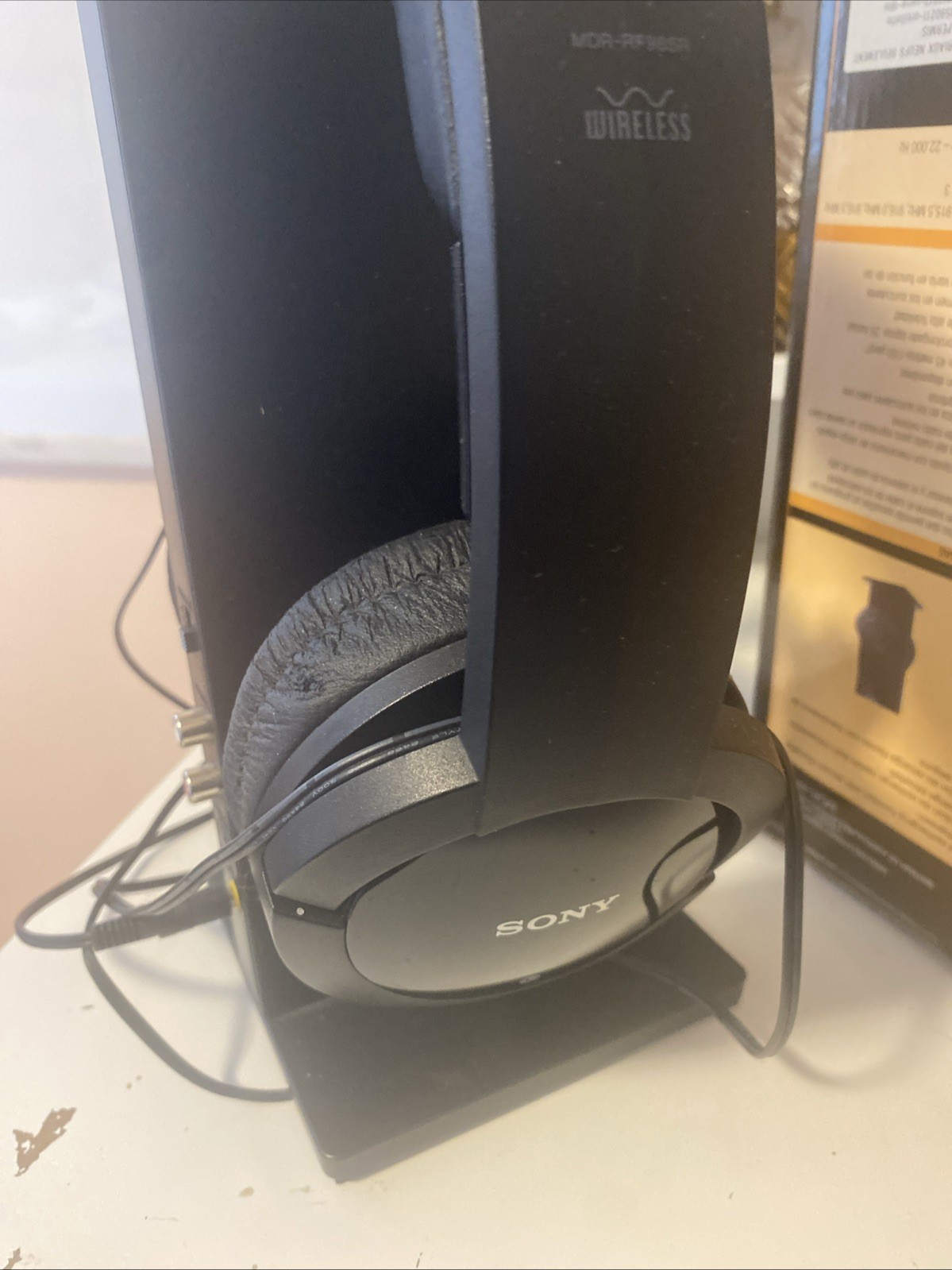 Sony MDRRF985RK Wireless RF Headphones, Black MDR-RF985RK