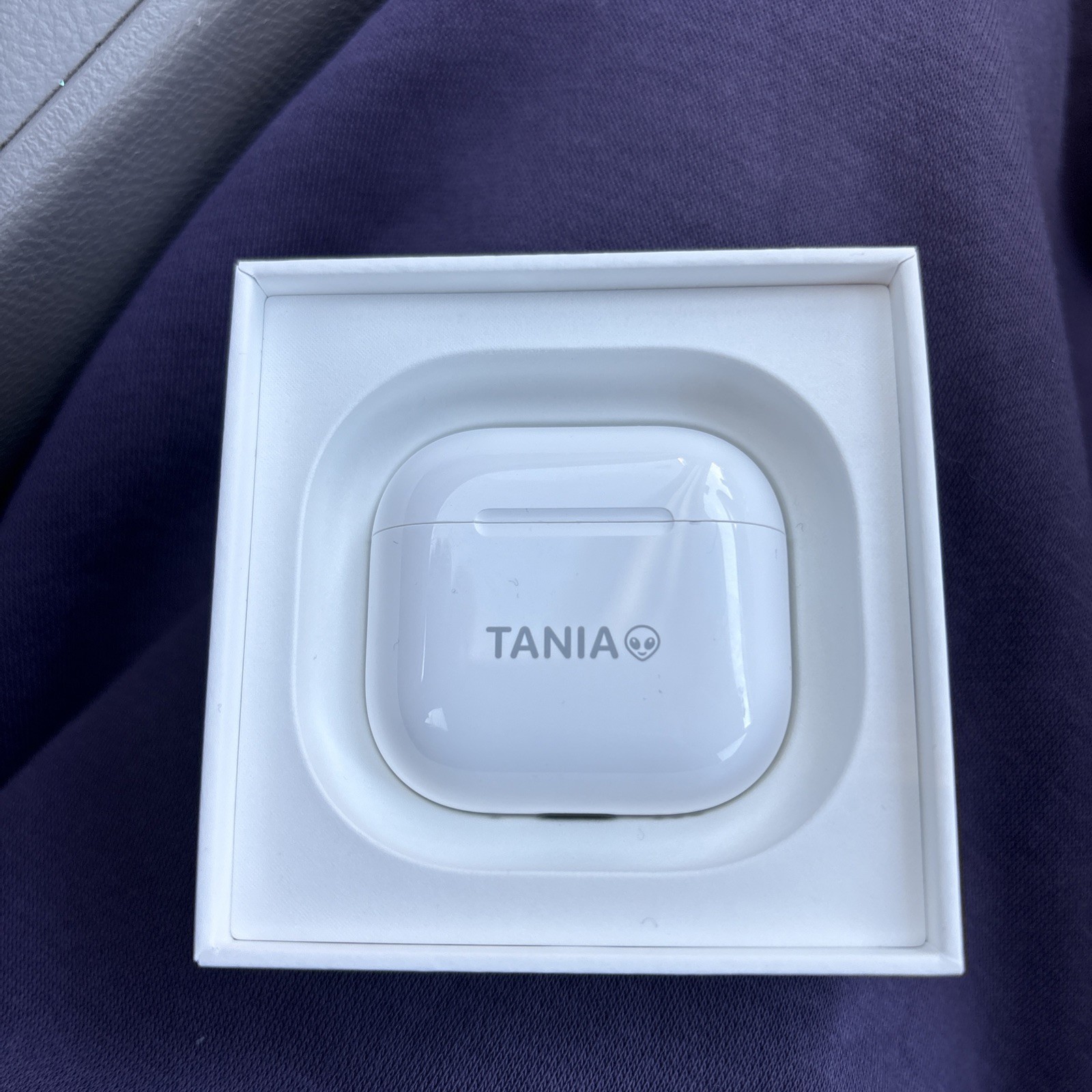 Apple AirPods 4 Wireless USB-C Headphones White Active Noise Cancellation