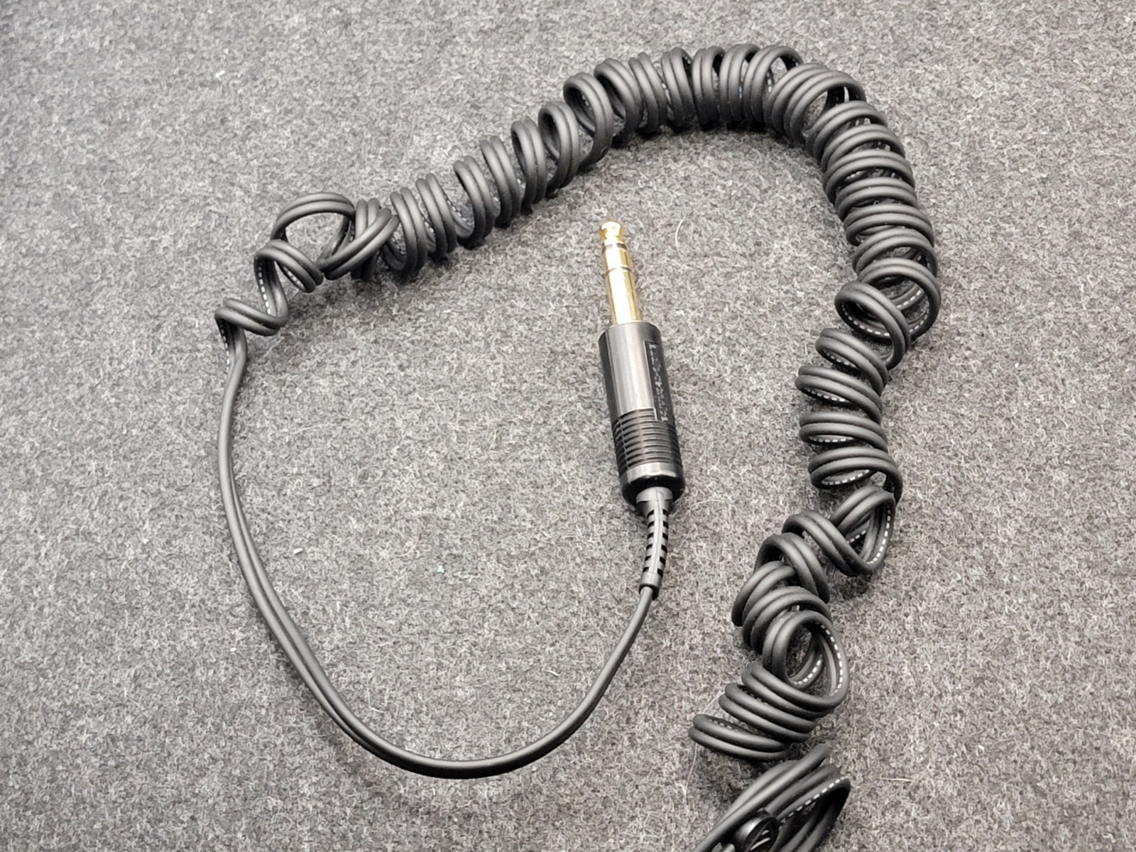 Vintage Audio Technica ATH-911 Professional Audio Headphones – Black [Tested]
