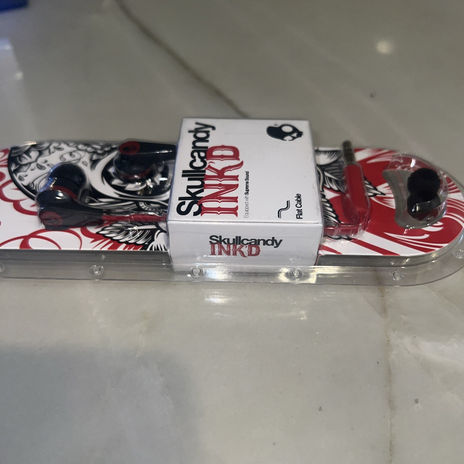 Skullcandy S2IKDZ-010 Earphones – Red New Sealed and not ever opened