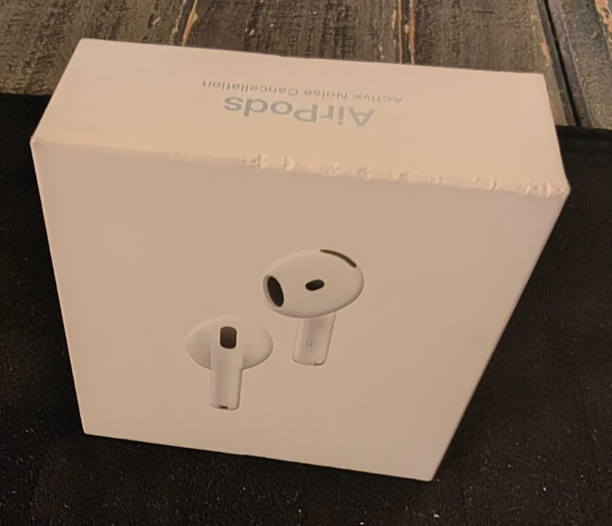 Apple AirPods 4 with Active Noise Cancellation – White – Brand New MXP93LL/A