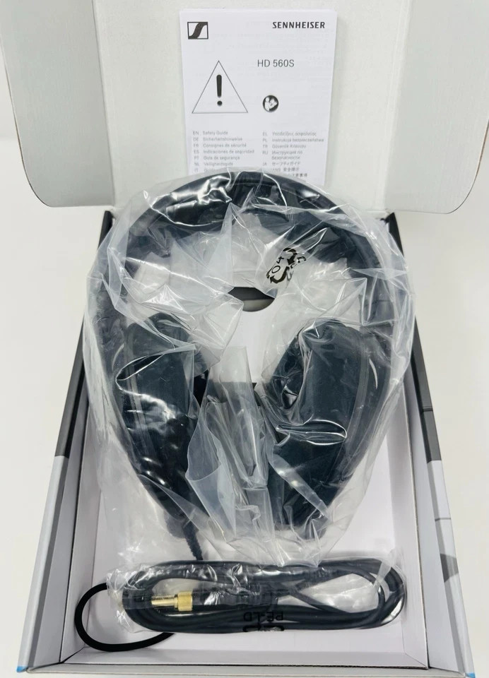 NEW Sennheiser HD 560S Wired Over-the-Ear Audiophile Headphones Black
