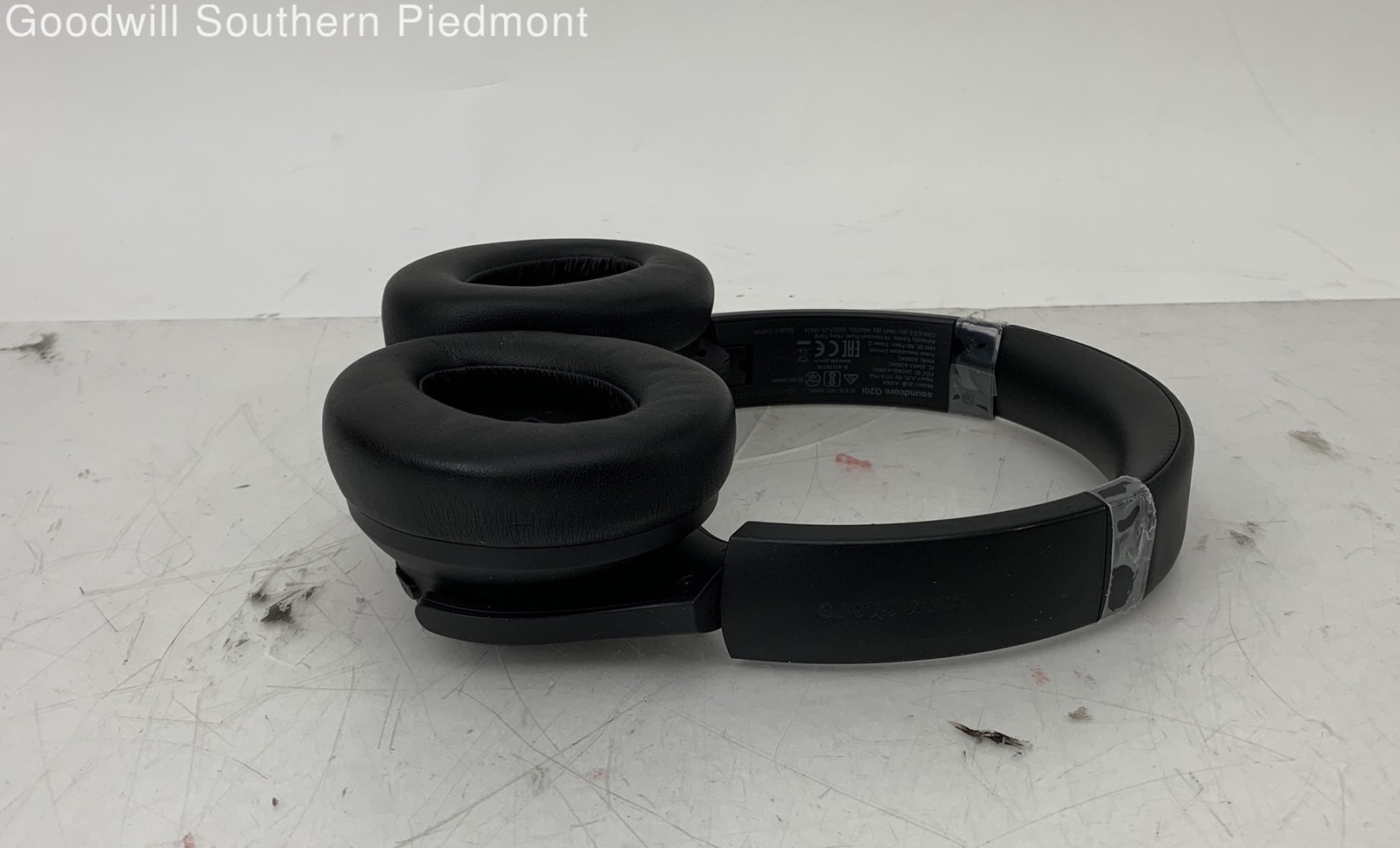 SoundCore Q20I A3004 Wireless Over-Ear Headphones in Case – Tested