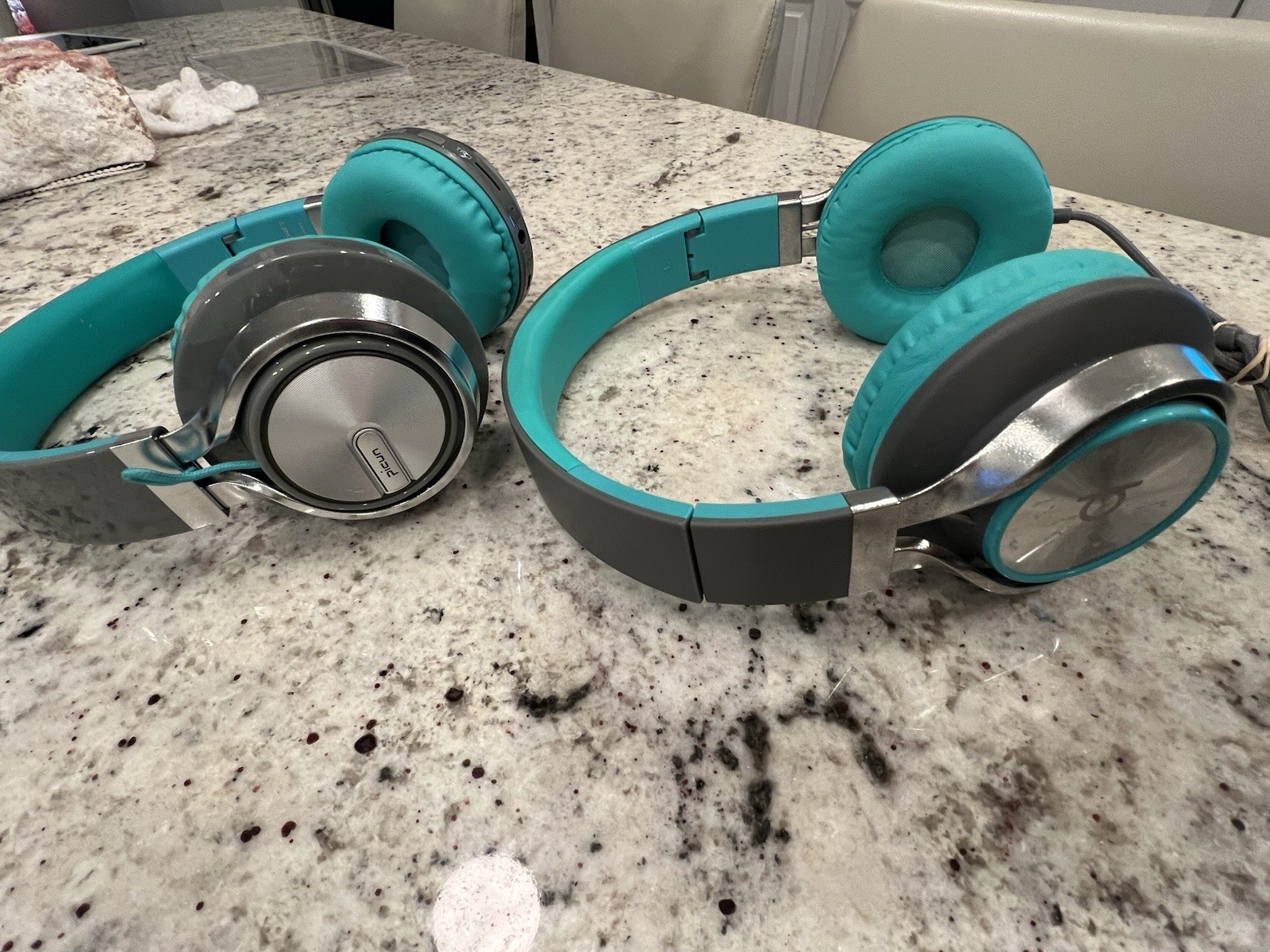 2 Artix CL750 Wired Headphones with Mic & Volume Control & Picun Wireless Set 2