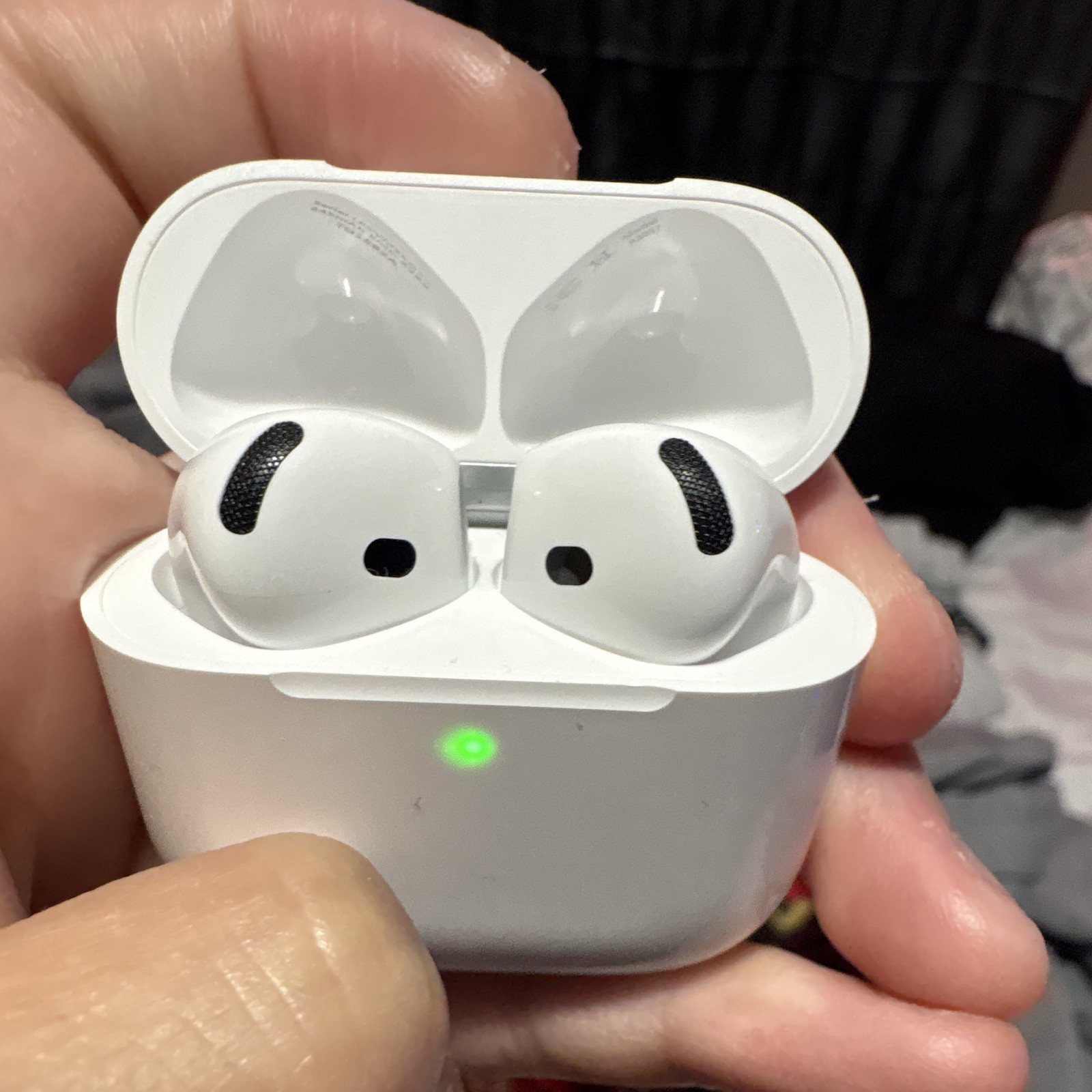 Apple AirPods 4 Active Noise Cancellation White Bluetooth In-Ear Earbuds