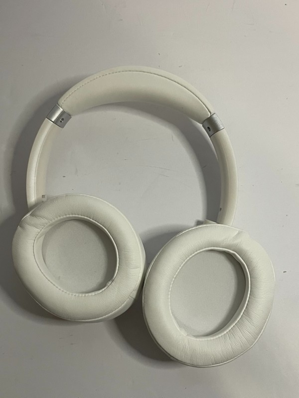 Raycon RBH820-WHI The Everyday Over-Ear Noise-Canceling Headphones – White