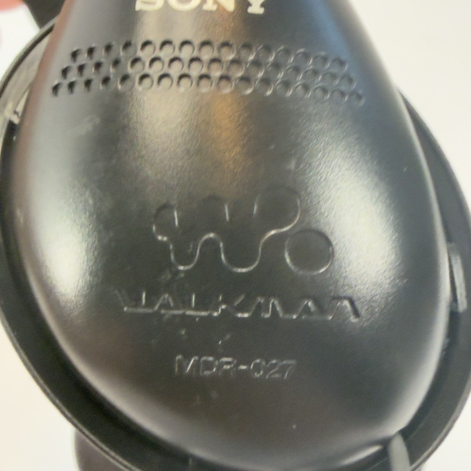 Vintage Sony Walkman MDR-027 Lightweight On-Ear Wired Headphones 3.5mm Black