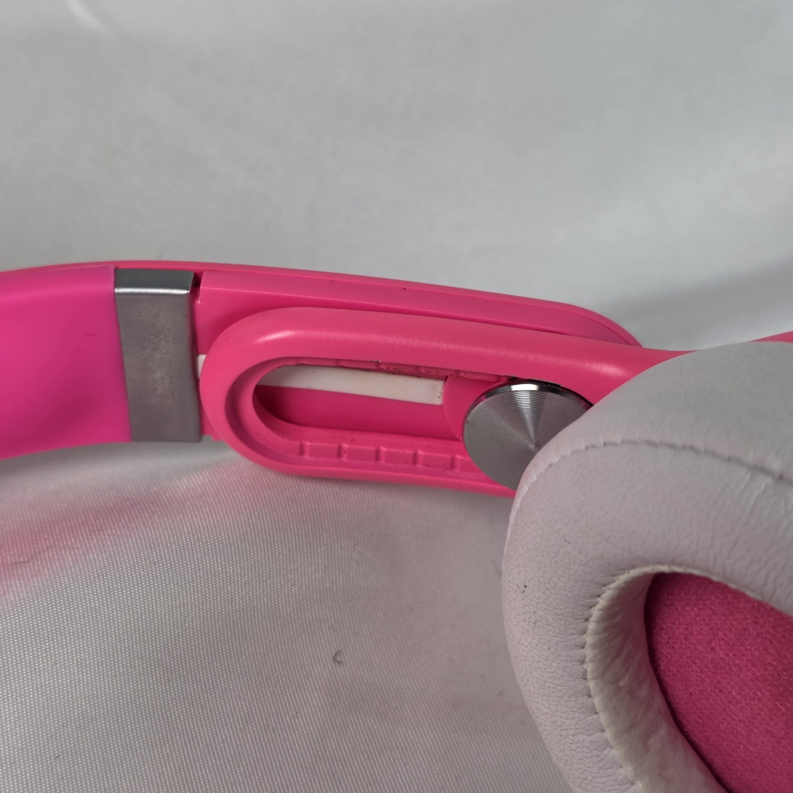 Beats by Dr. Dre MIXR Over the Head DJ Headphones – Hot Pink