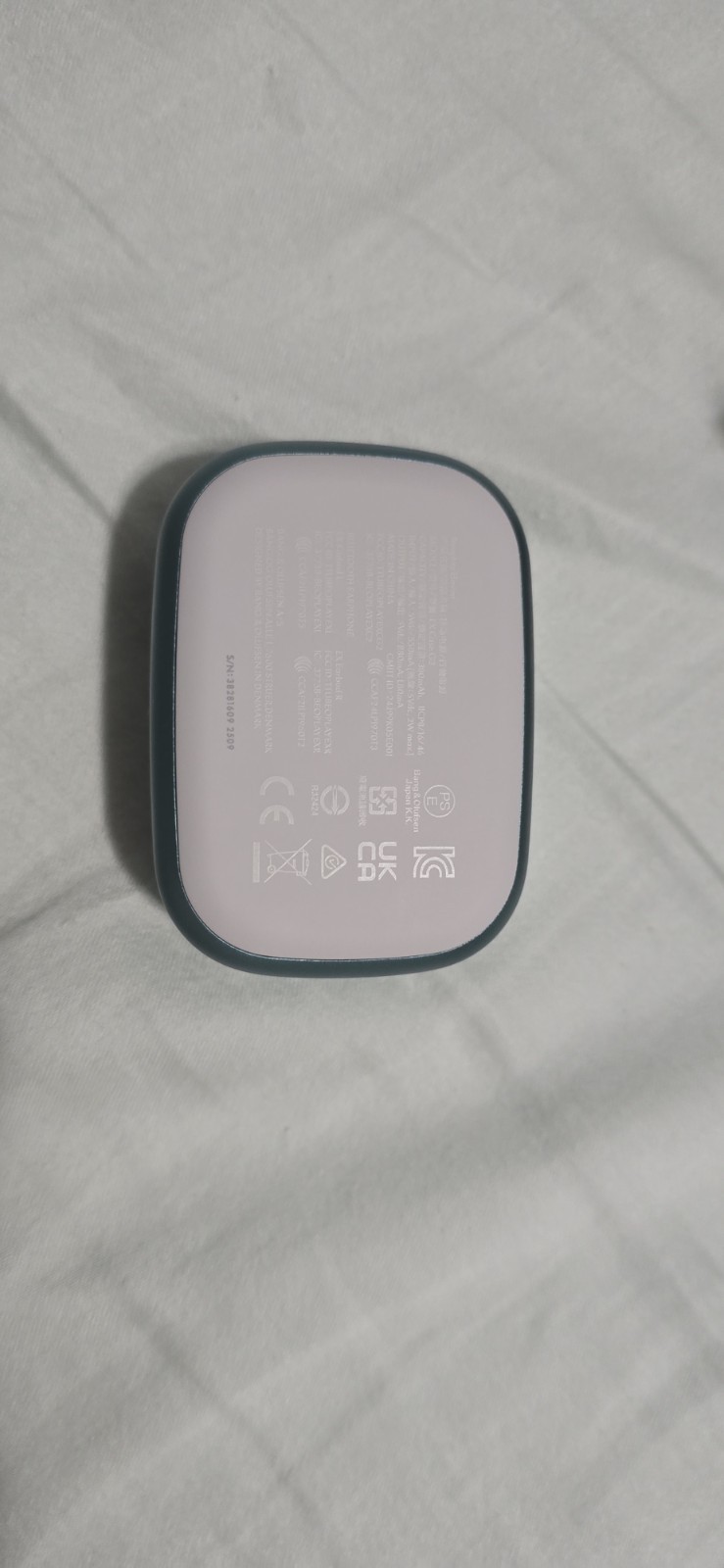 Beoplay Eleven Bang & Olufsen Noise Cancelling Earbuds