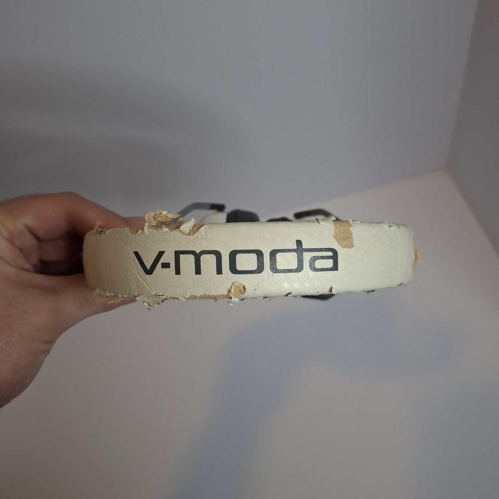 V-Moda Crossfade M-80 Vocal Noise Isolating Wired Headphones – Tested Works READ
