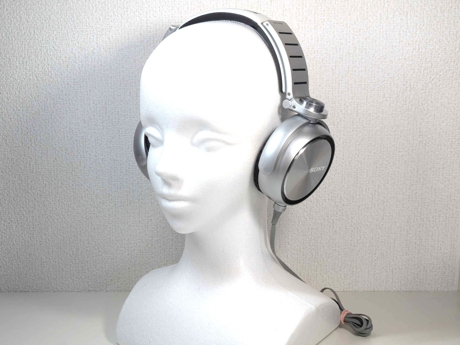 【NEAR MINT+】SONY MDR-XB920 EXTRA BASS Silver 50mm Driver Stereo Headphones JAPAN