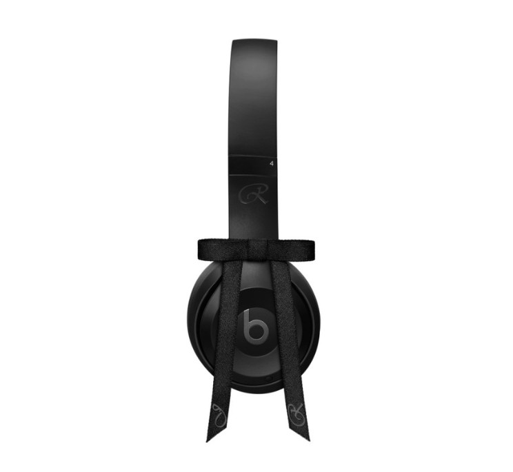 Beats Solo 4 Wireless On-Ear Jennie Special Edition Onyx Black Korea Version NWT