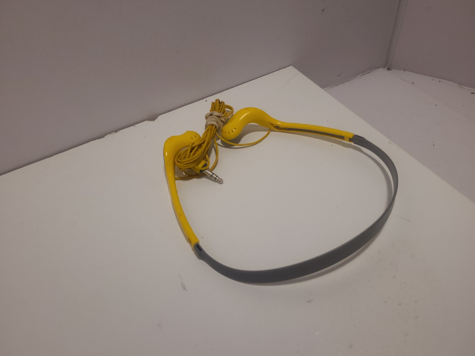Sony MDR-W14 Yellow Black Wired Walkman Stereo Audio In-The-Ear Headphones
