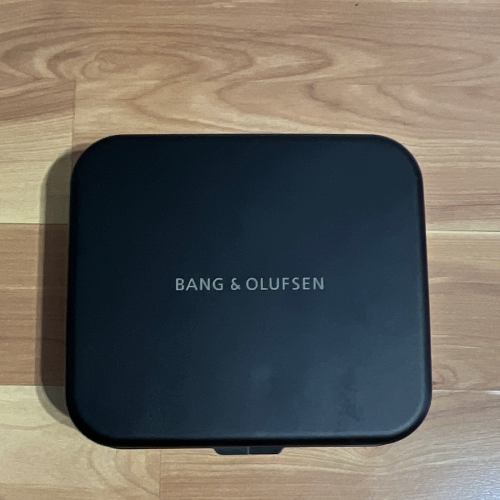 Bang & Olufsen Beoplay H95 Black – Wireless ANC Headphones Aluminium Case