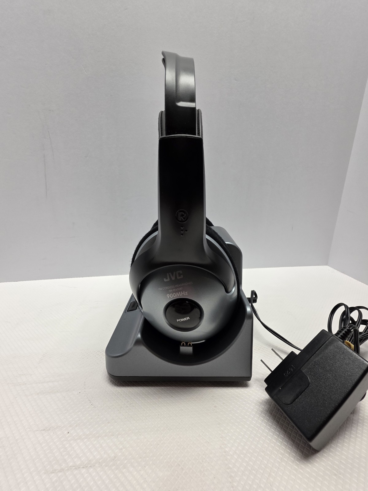 JVC KENWOOD HA-W600RF 900MHz Wireless Headphones w/ Transmitter & Power Adapter!