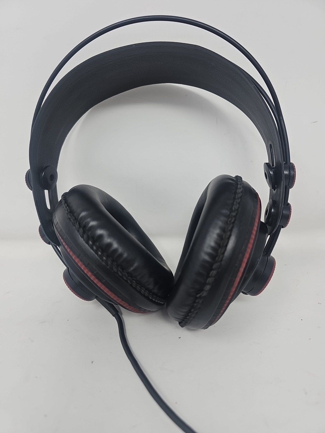 Superlux semi-open professional monitor headphones