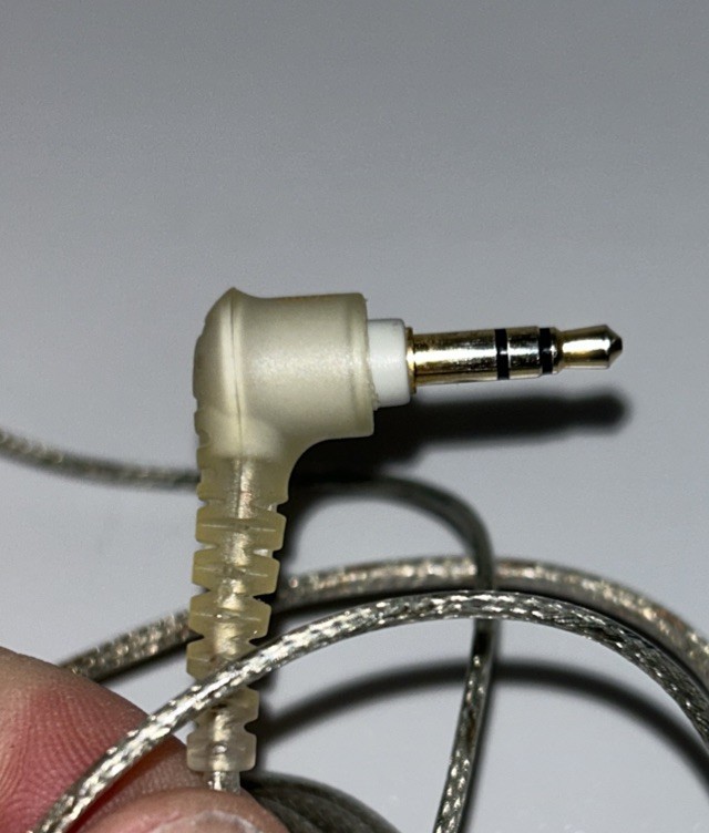 Shure SE215 Single Driver In-Ear Monitors Clear Tested And Cleaned.