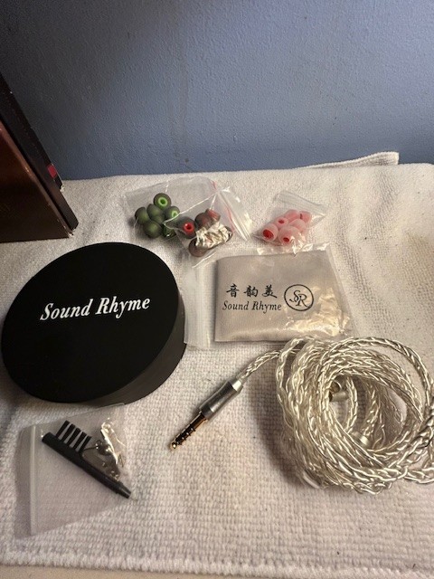 Sound Rhyme SR9- 1DD+8BA Hybrid 2Pin 0.78mm HiFi IEM 4.4 mm Bal Cable USED EX+