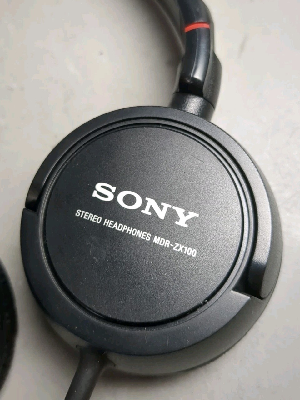 Sony ZX100 Wired On-Ear Headphones 30mm Drivers Analog 3.5mm Tested