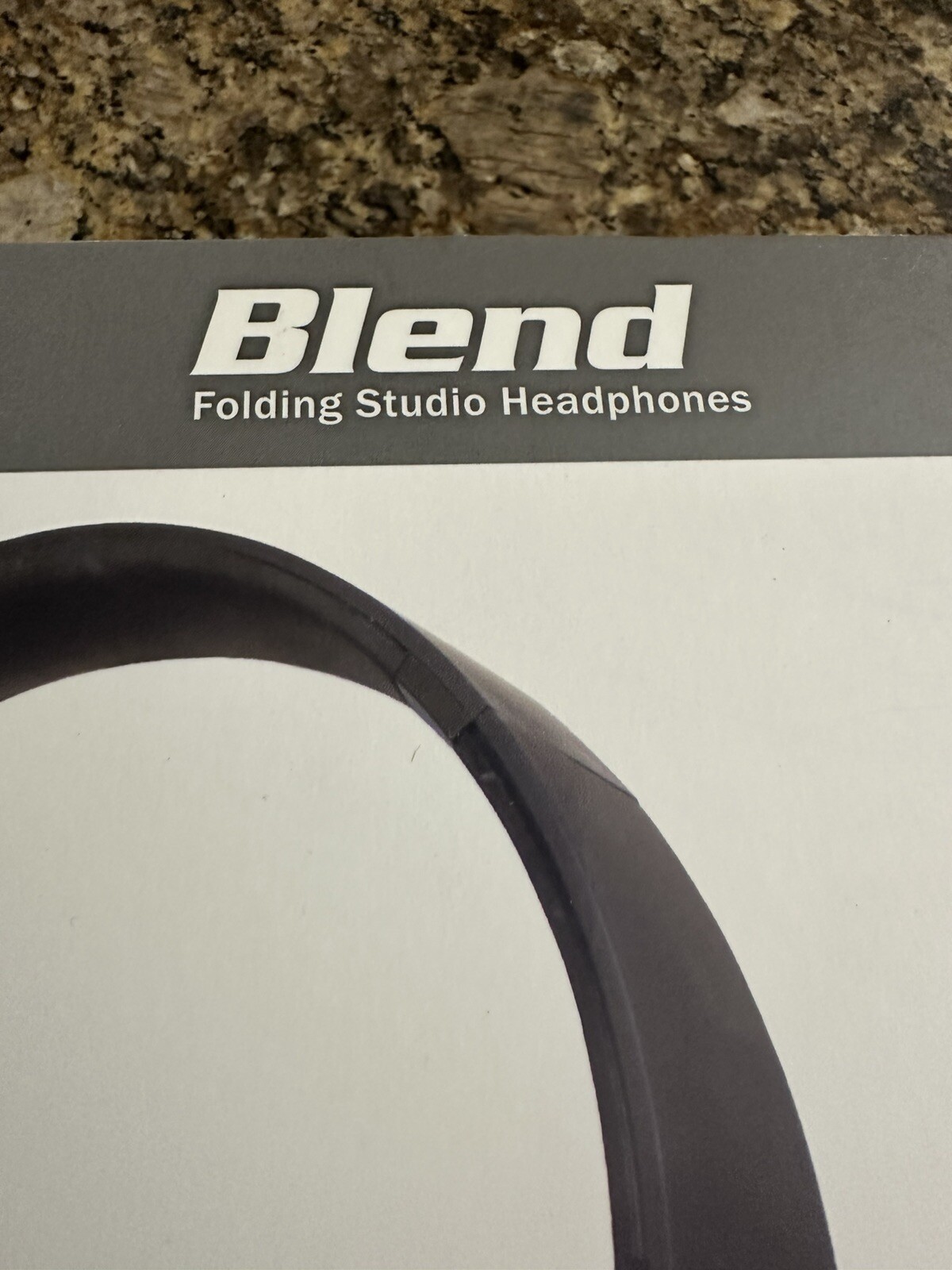 Magnavox MHP5026m Blend Folding Studio Headphones w/Microphone | Black | New