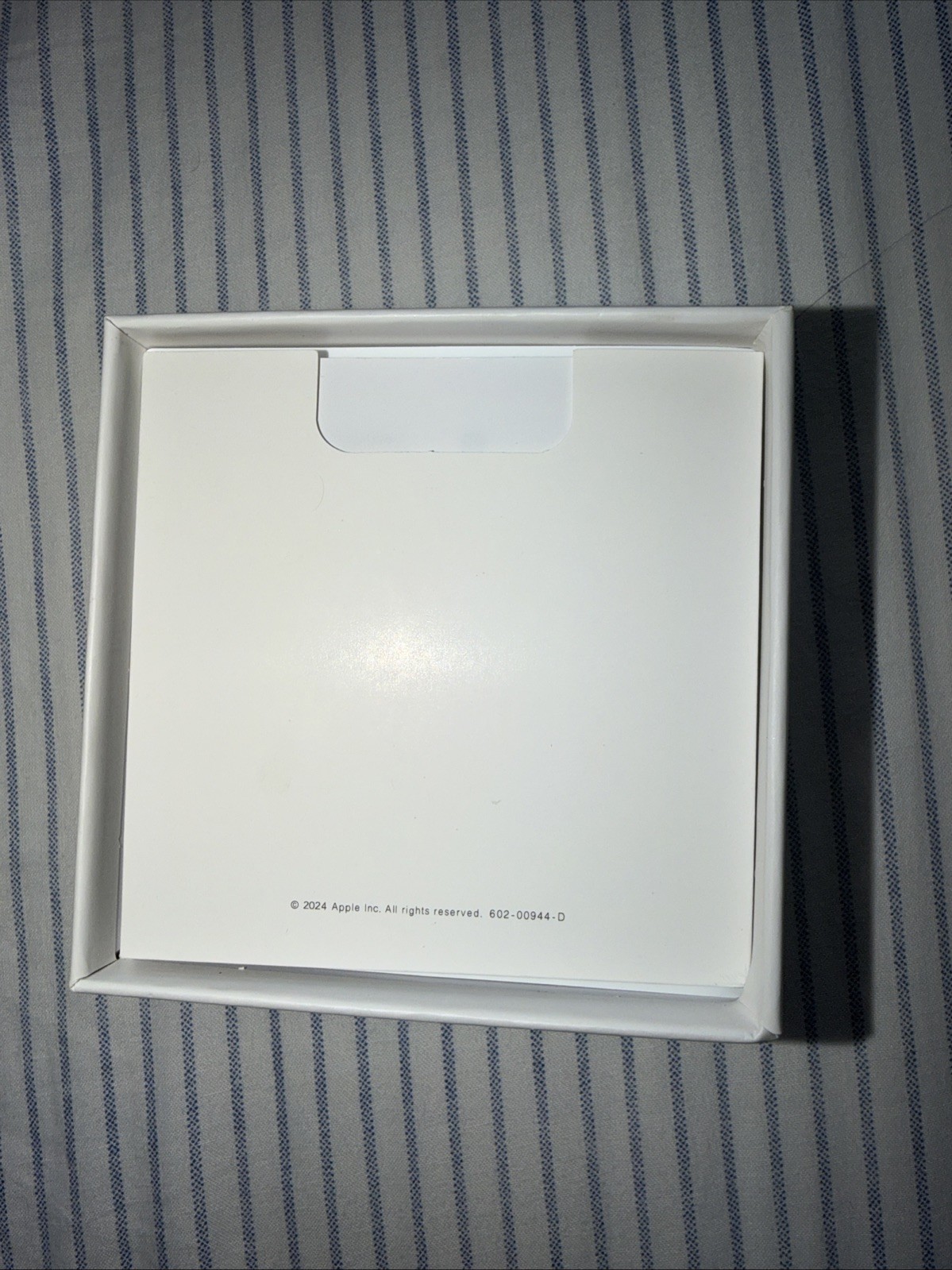 Unused Apple AirPods Pro 1st Gen – White Includes Box