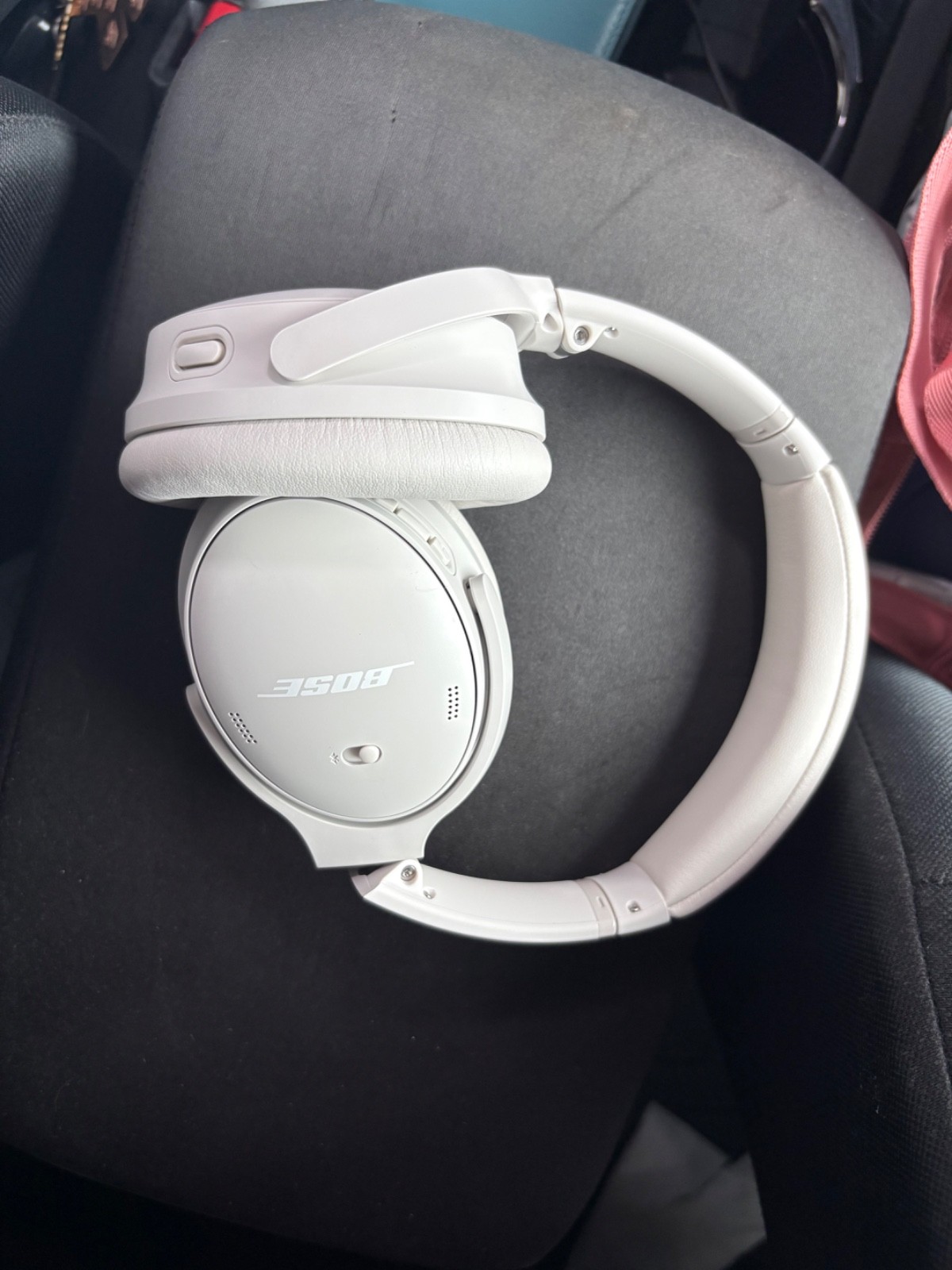 Bose QuietComfort 35 QC35 Wireless Headphones – Silver