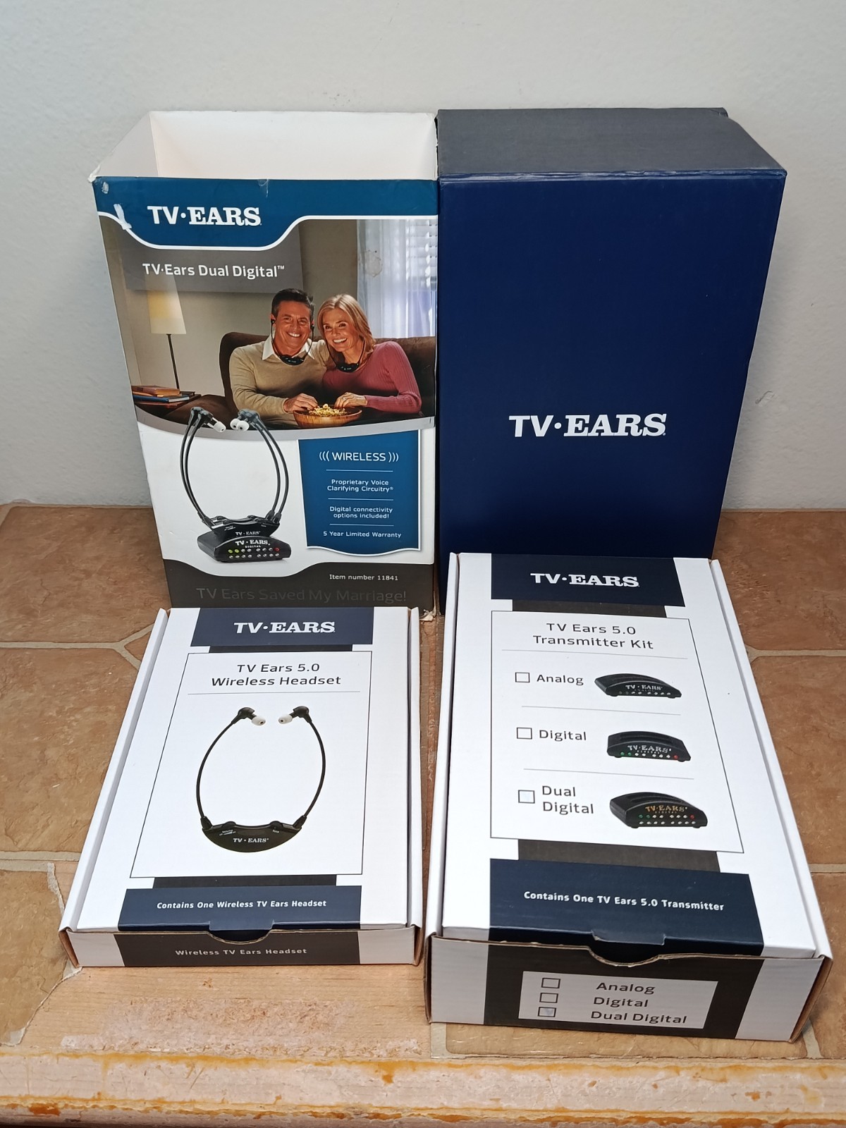 TV Ears Digital Wireless System Base & 1 Headset EUC w/ *New Battery*