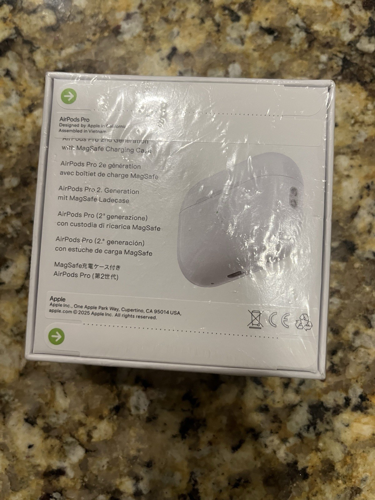 Apple AirPods Pro (2nd Generation) MagSafe Charging Case **NEW** Factory Sealed