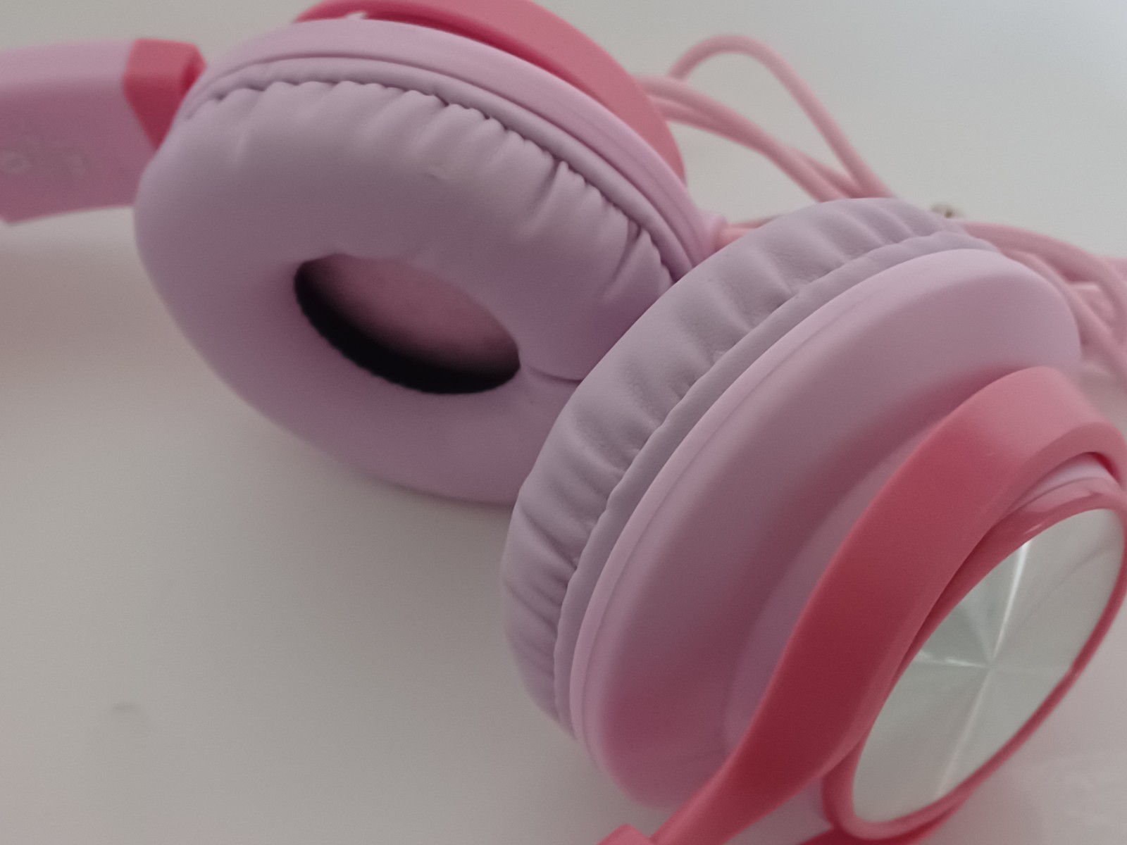 AILIHEN C8 USB-C Headphones Wired – On-Ear Corded Headset with Microphone -PINK